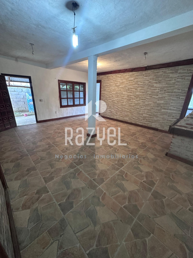 Casa ID.1076 - Dos viviendas en un mismo padrón, prontas para generar renta desde el primer día. Balneario Buenos Aires