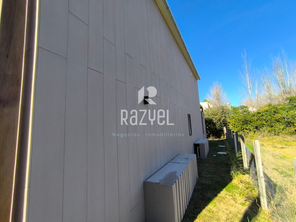 Casa ID.1092 - Casa en La Barra.