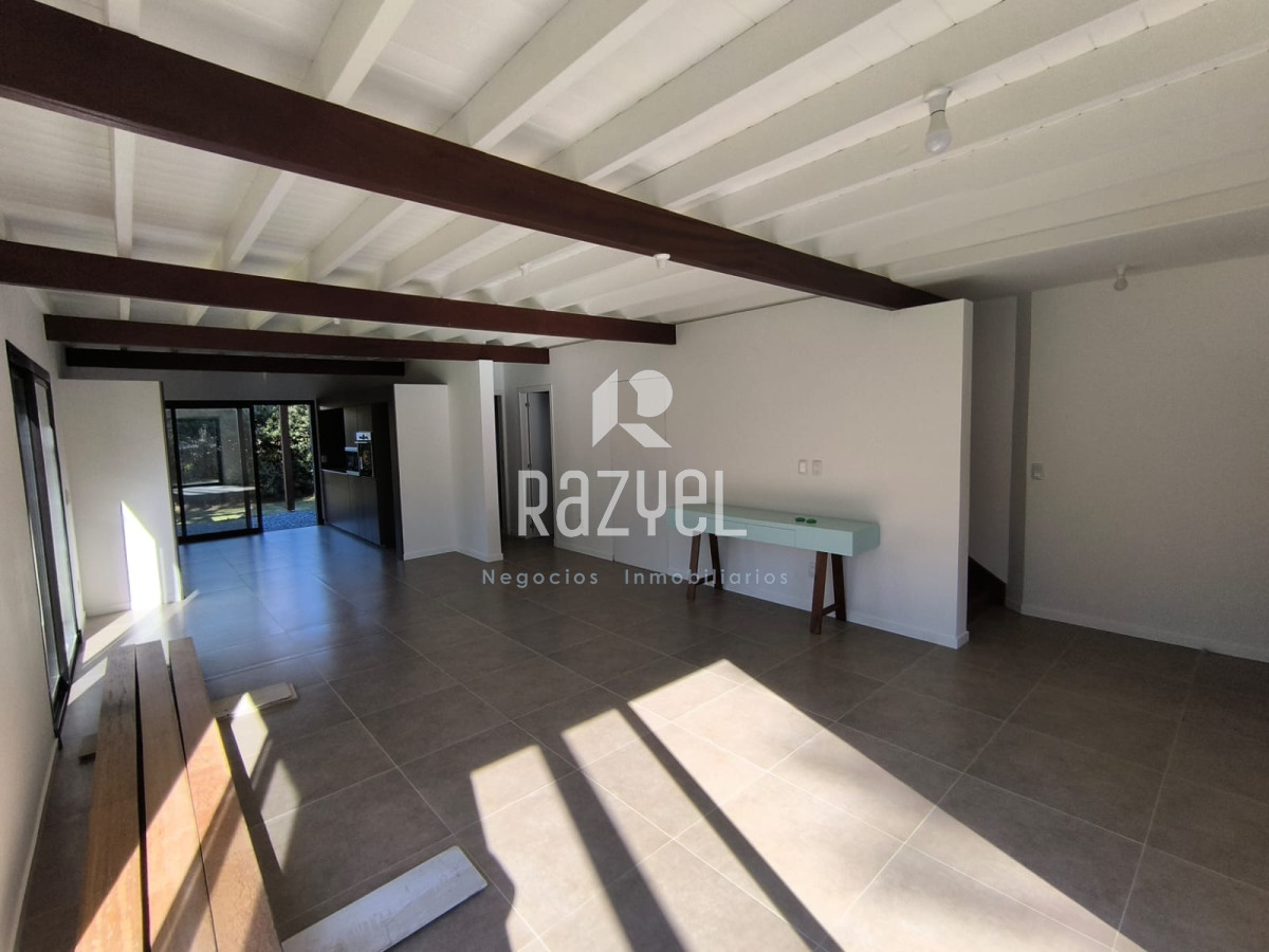 Casa ID.1092 - Casa en La Barra.