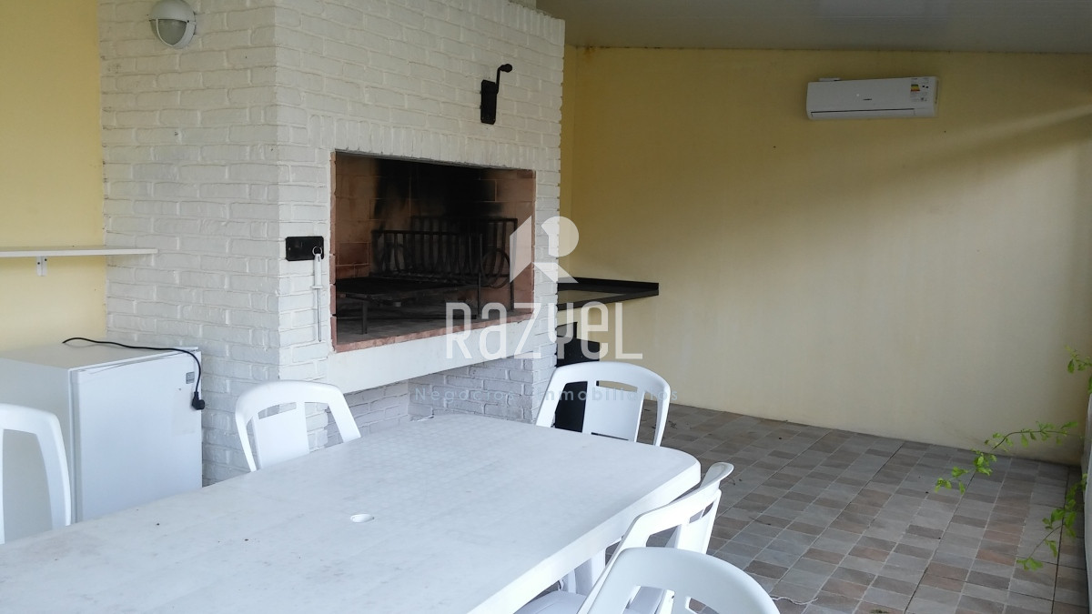 Casa ID.719 - Casa ¨Evergreen¨ Playa Mansa Venta, Alquiler Anual y Temporal
