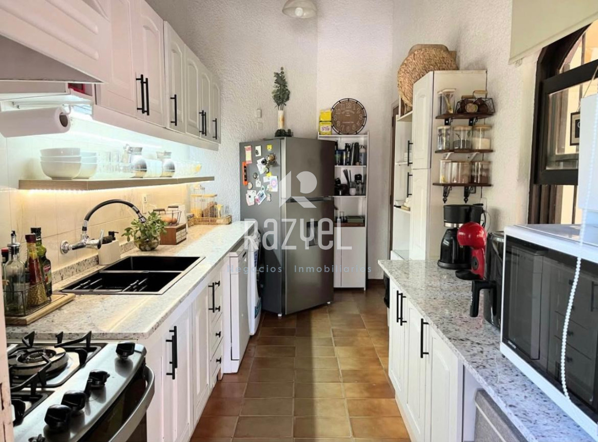 Casa ID.1243 - Linda casa  de 3 dormitorios y dependencia en Pinares, Punta del Este