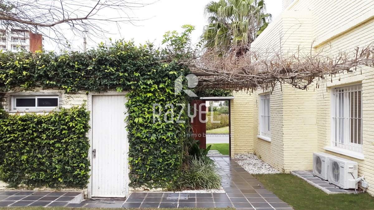 Casa ID.768 - Hermosa casa de 4 dormitorios 