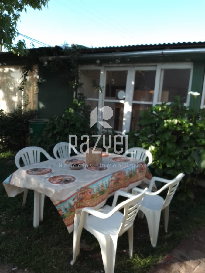 Casa ID.476 - Casa y comercio en Venta Bal B.A.