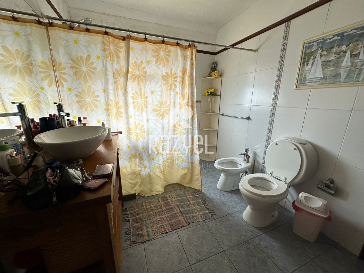 Casa ID.646 - Casa en AlquilerPunta del Este DISPONIBLE TEMPORADA 5 dormitorios Excelente Propiedad