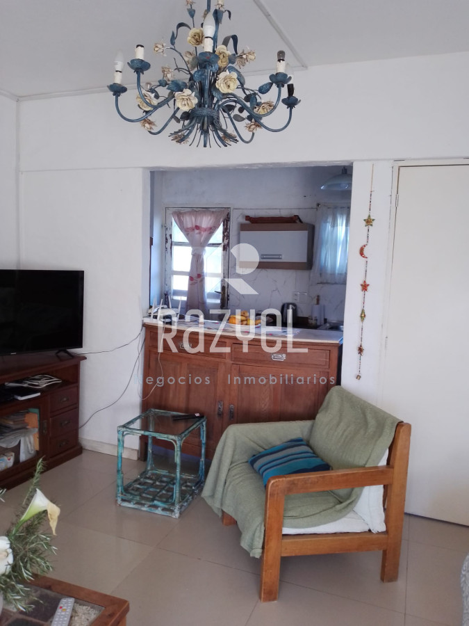 Casa ID.476 - Casa y comercio en Venta Bal B.A.