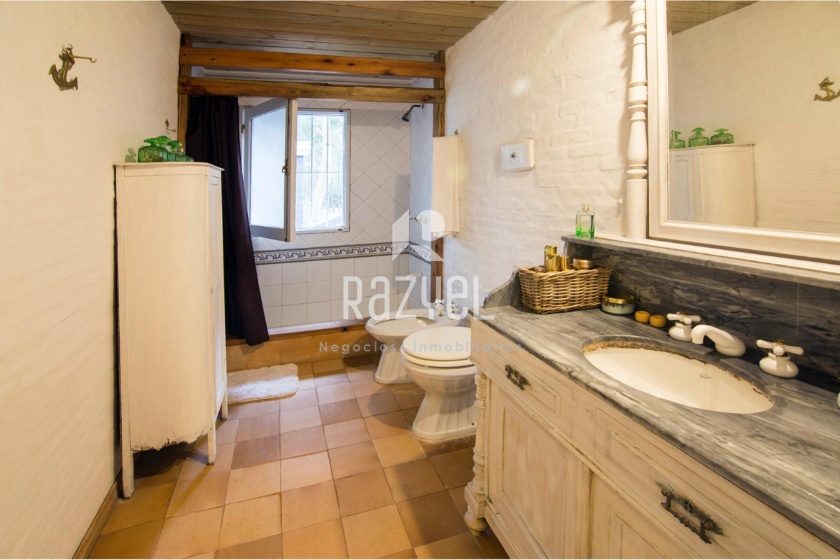 Casa ID.666 - Magnifica casa para vivir todo el anio y disfrutar de sus comodidades.