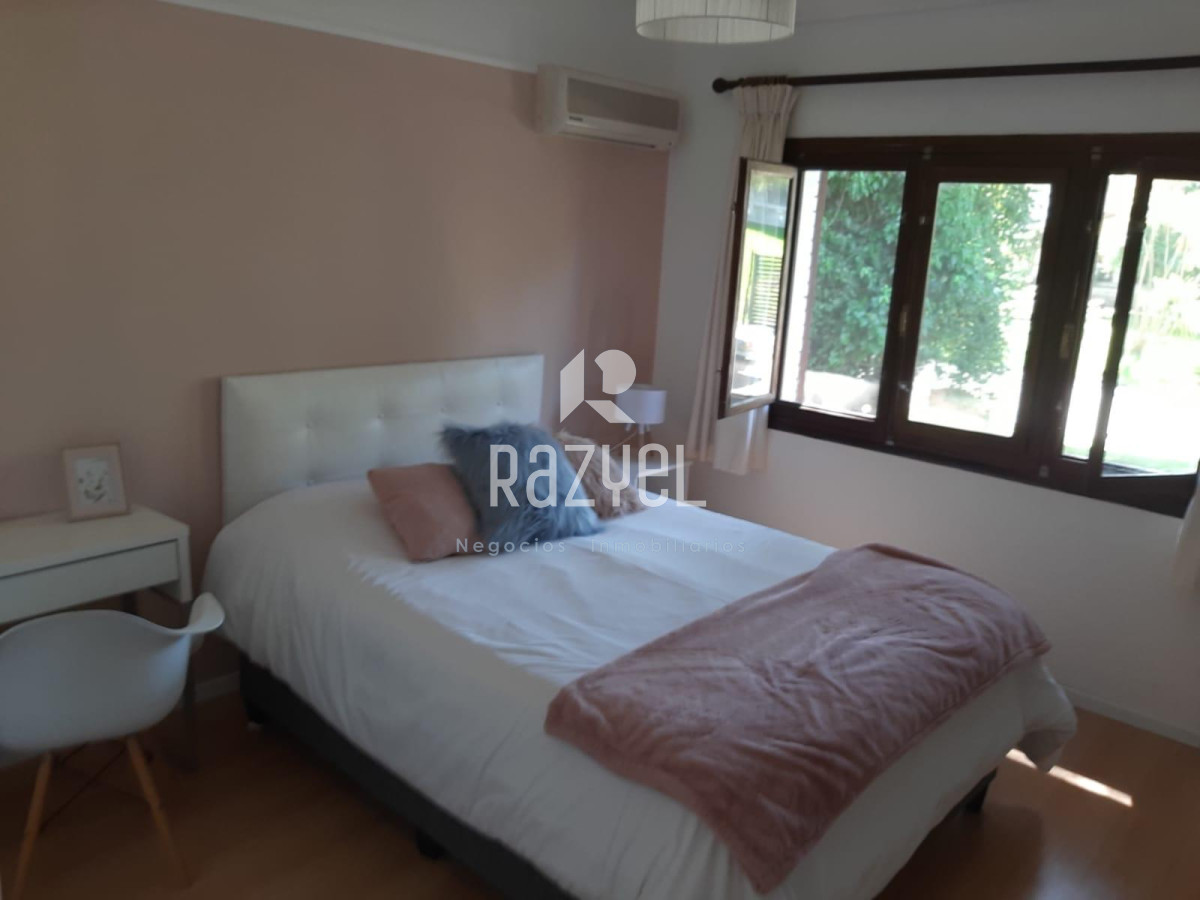 Casa ID.564 - Casa de 3 dormitorios en alquiler anual