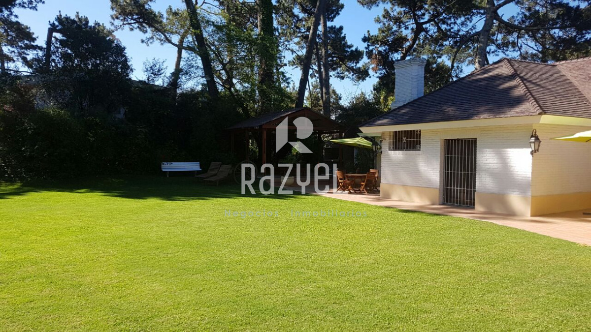 Casa ID.706 - Casa en Punta del Este, Cantegril