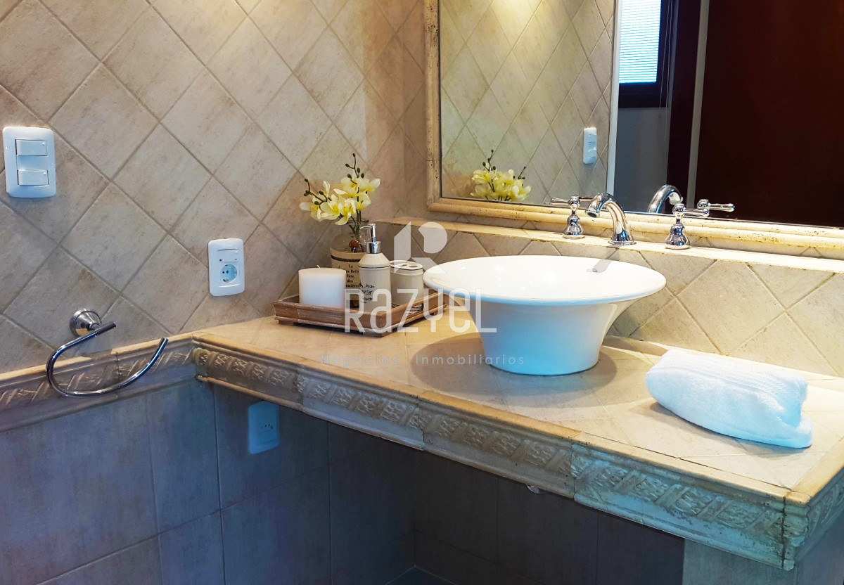 Casa ID.768 - Hermosa casa de 4 dormitorios 