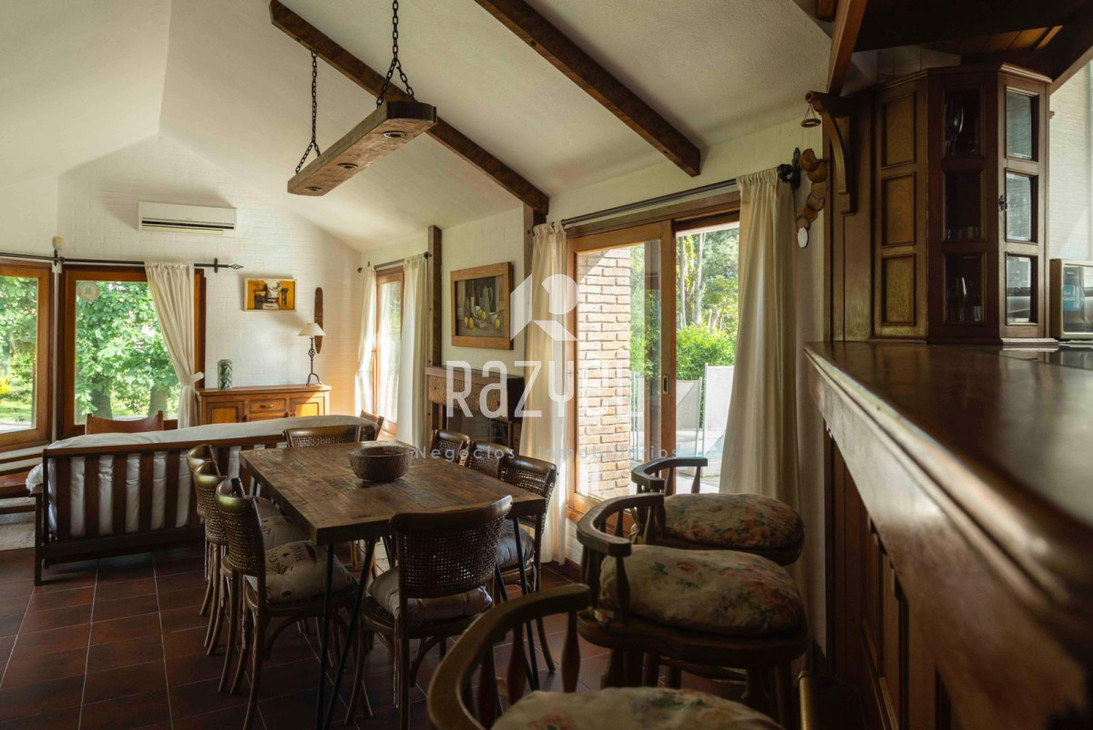 Casa ID.1143 -  Casa en venta - Pinares, Punta del Este