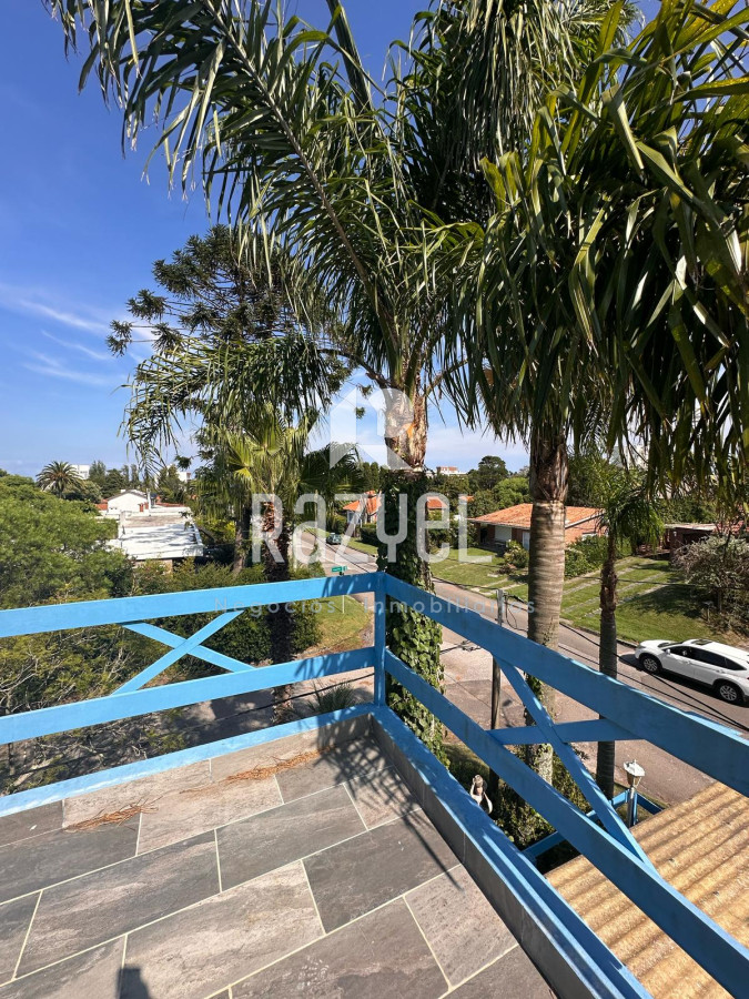 Casa ID.922 - Casa en venta playa Mansa 