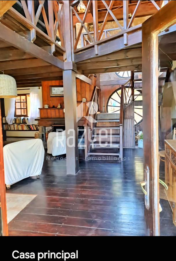 Casa ID.1101 - Casa en Venta Pinares a 100 mts del mar