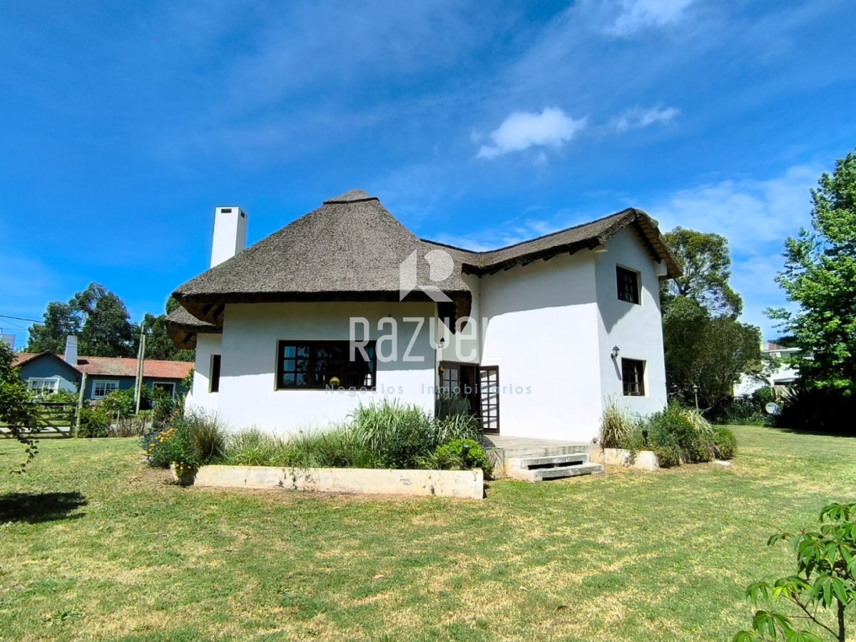 Casa ID.1153 - Casa en Venta. Pinares