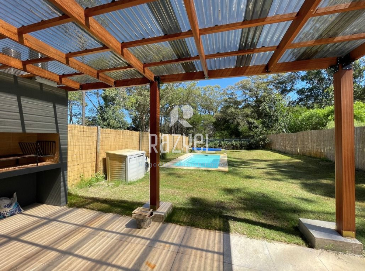 Casa ID.1021 - 🏠  Hermosa casa en ALQUILER ANUAL y VENTA 