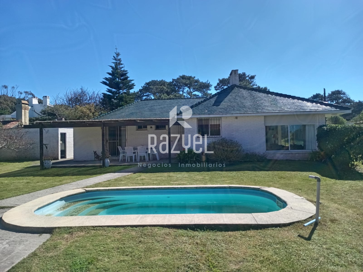 Casa ID.1128 - Casa en Rincón del Indio a solo 25 m del mar