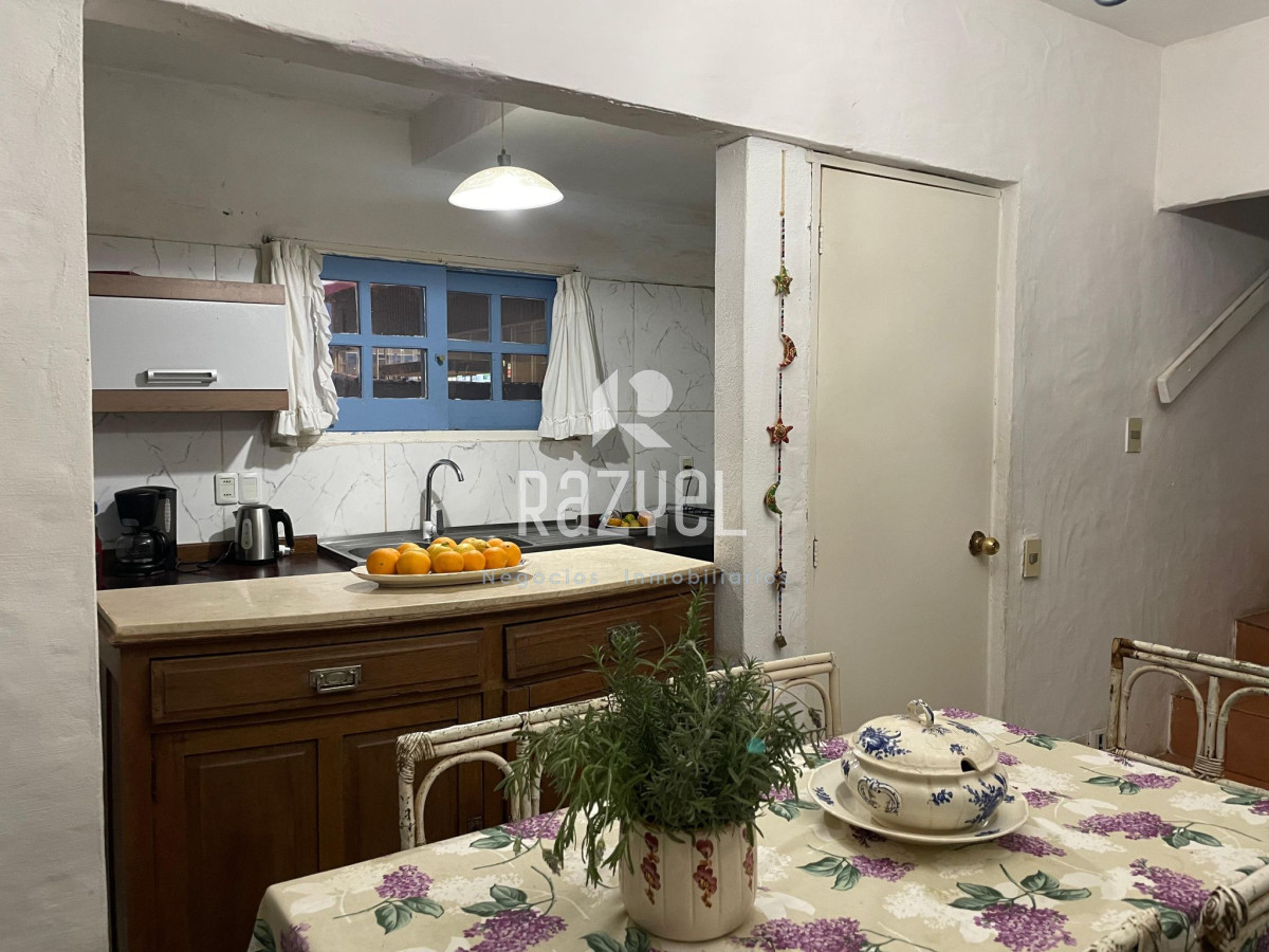 Casa ID.476 - Casa y comercio en Venta Bal B.A.