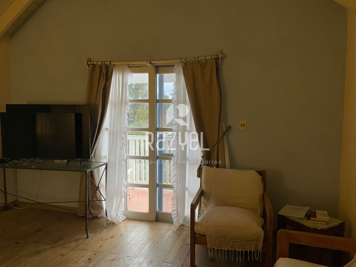 Casa ID.476 - Casa y comercio en Venta Bal B.A.