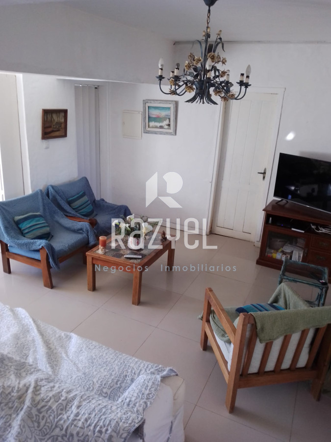 Casa ID.476 - Casa y comercio en Venta Bal B.A.