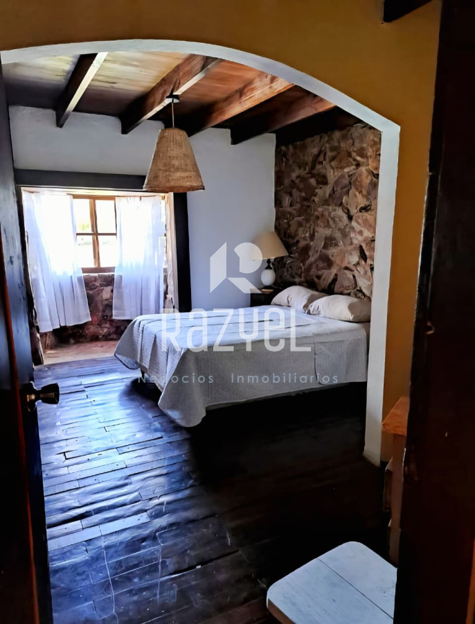 Casa ID.1101 - Casa en Venta Pinares a 100 mts del mar