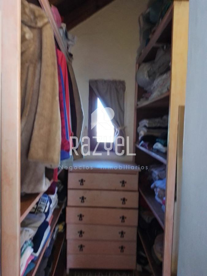 Casa ID.476 - Casa y comercio en Venta Bal B.A.