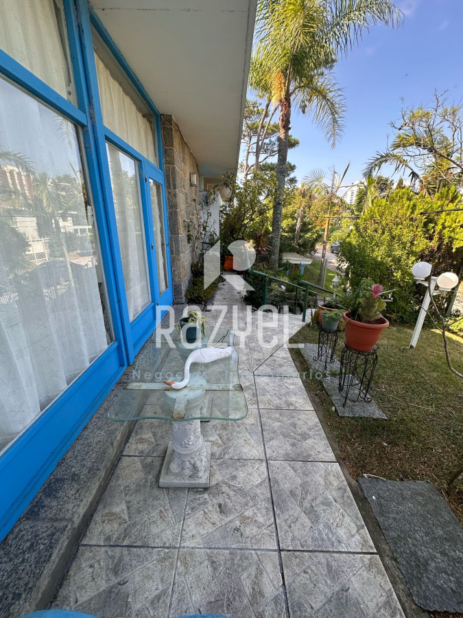 Casa ID.922 - Casa en venta playa Mansa 