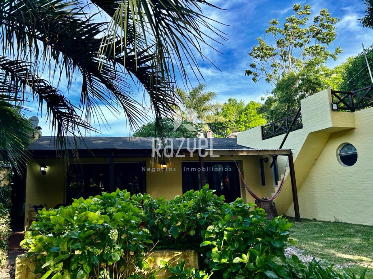 Casa ID.430 - HERMOSA CASA EN VENTA EN PINARES