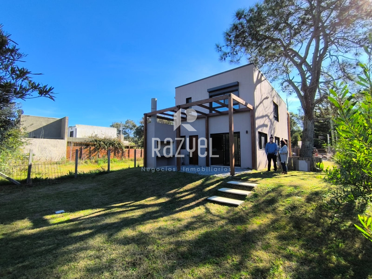 Casa ID.1092 - Casa en La Barra.