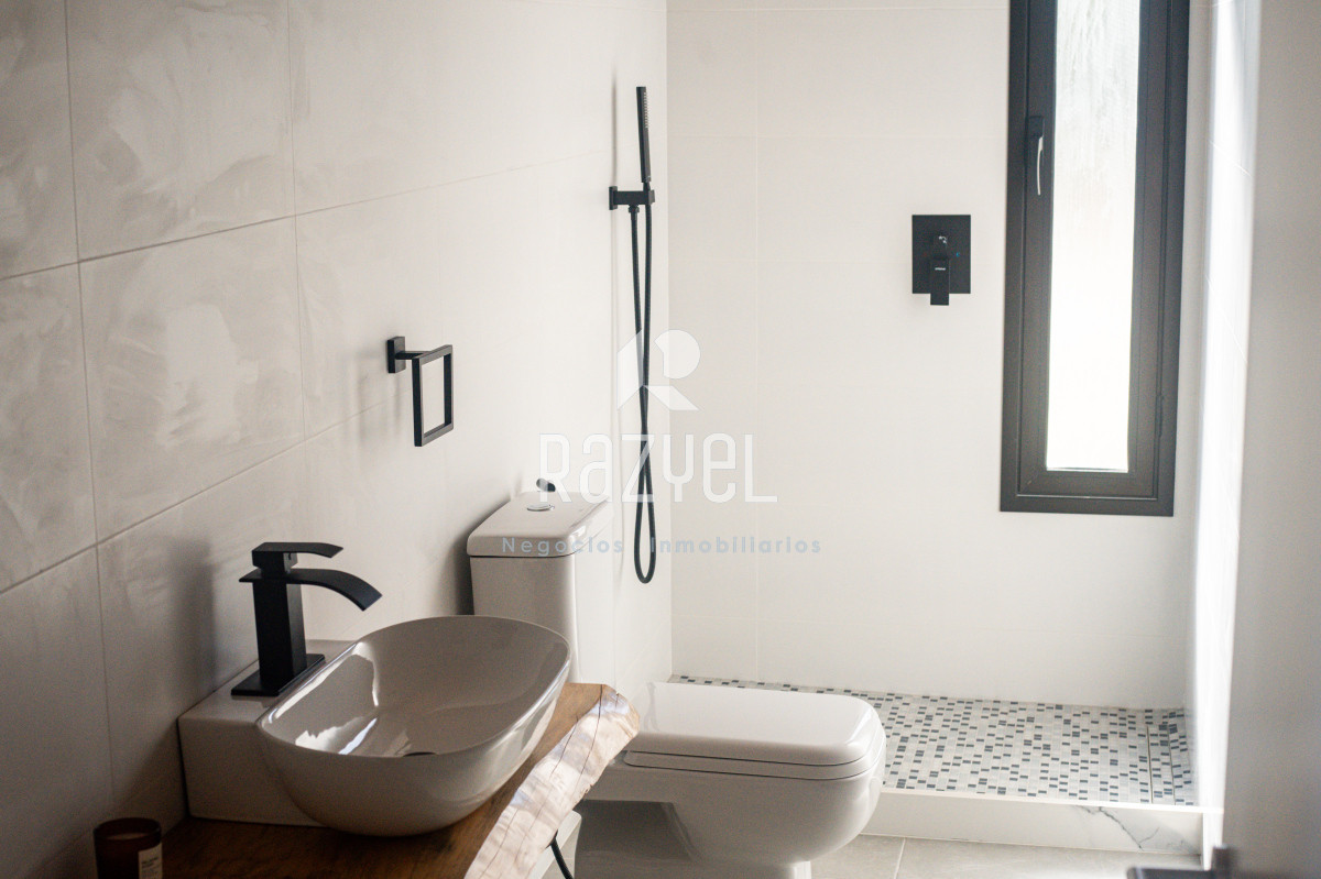 Casa ID.1020 - Casa en venta Club del Lago, Punta Ballena