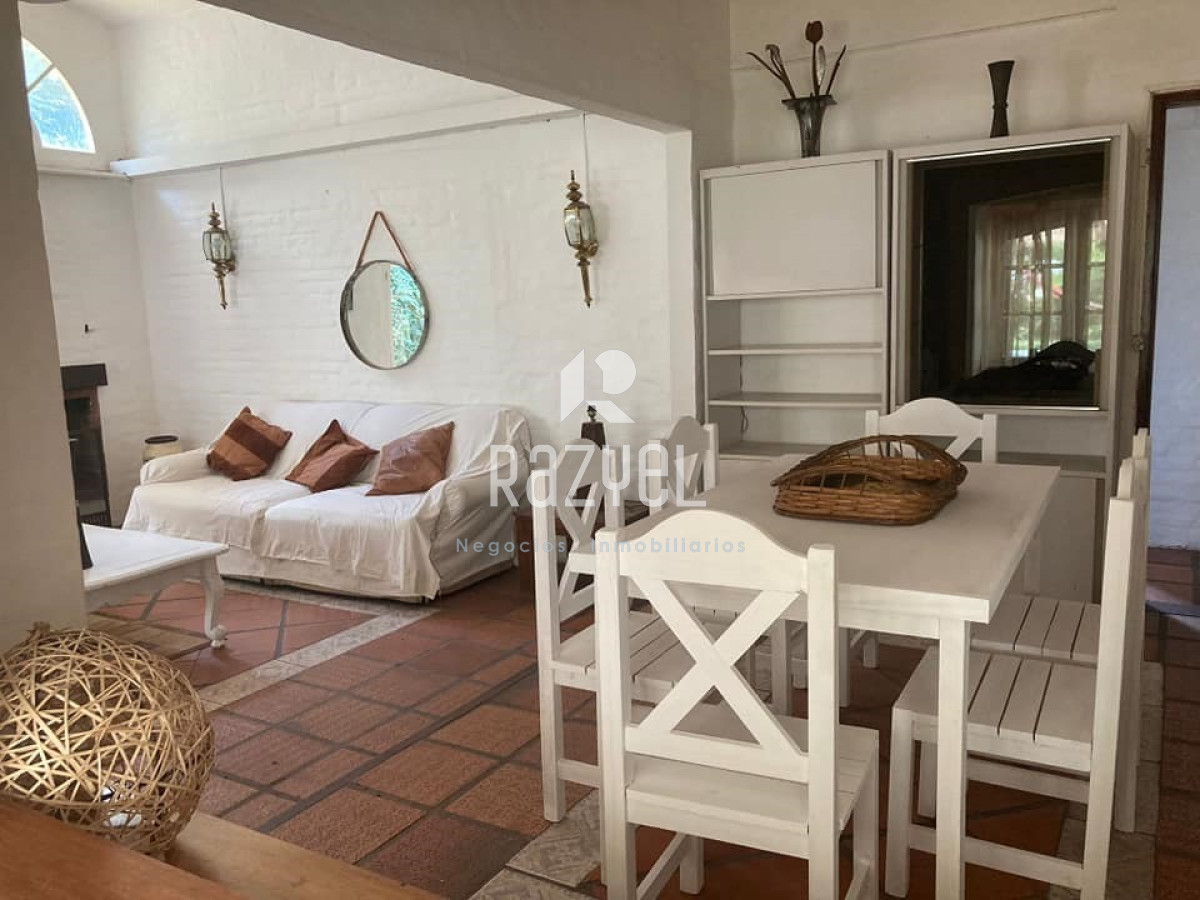 Casa ID.430 - HERMOSA CASA EN VENTA EN PINARES