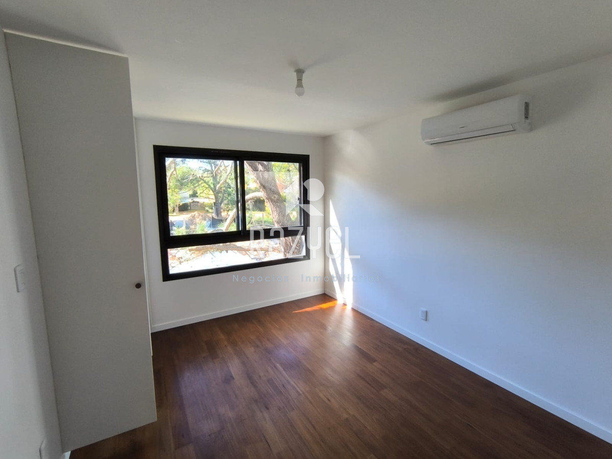 Casa ID.1092 - Casa en La Barra.