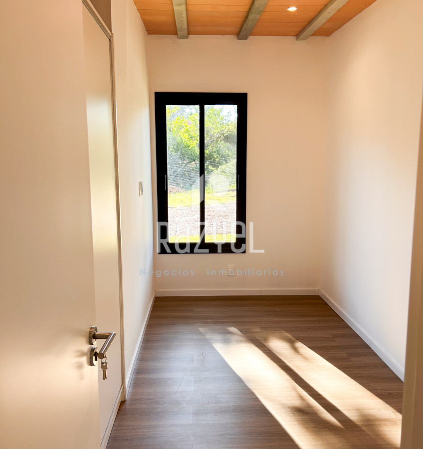 Casa ID.1020 - Casa en venta Club del Lago, Punta Ballena