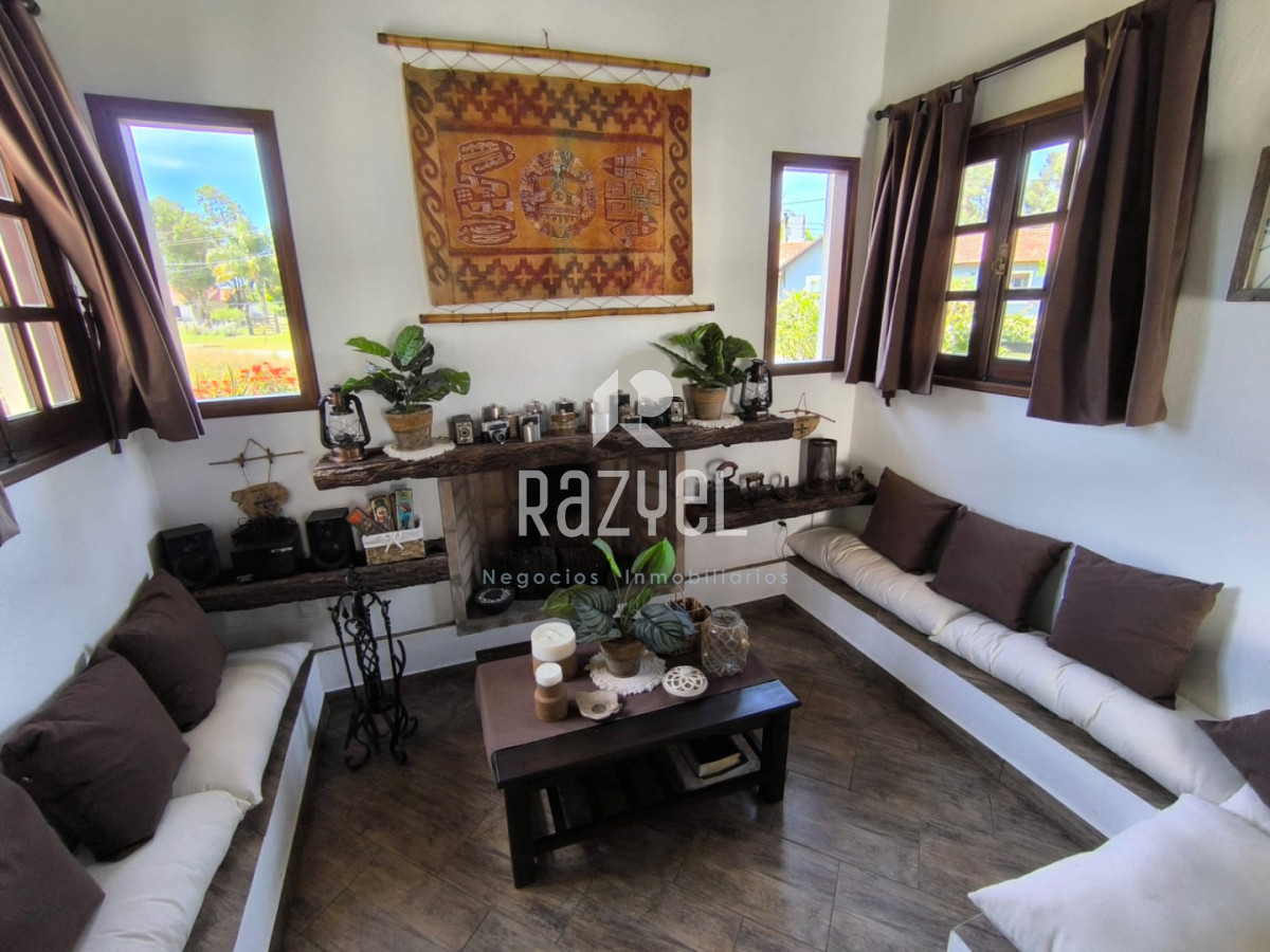 Casa ID.1153 - Casa en Venta. Pinares