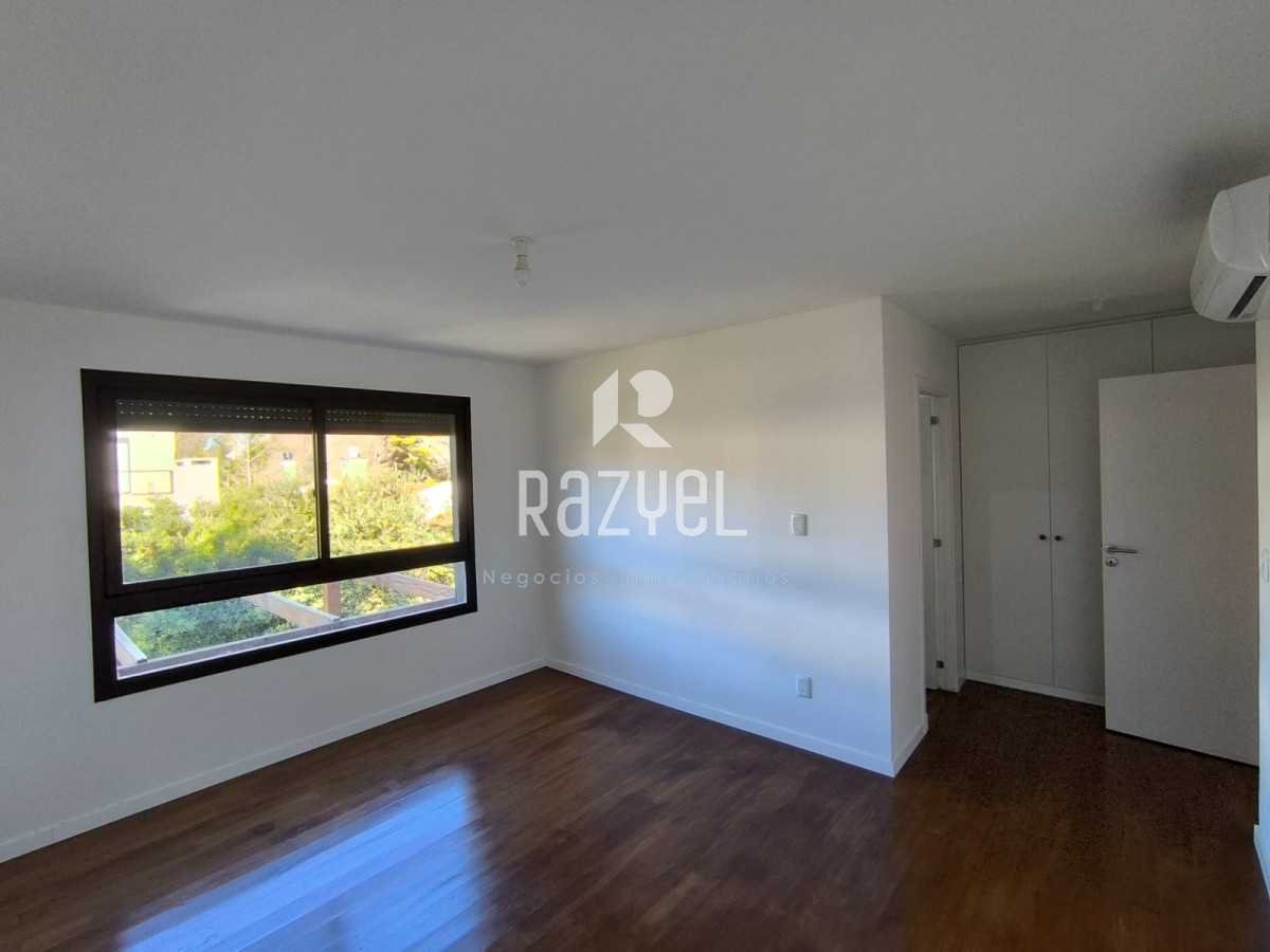 Casa ID.1092 - Casa en La Barra.