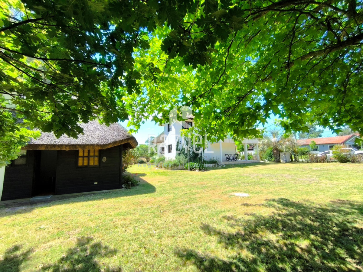 Casa ID.1153 - Casa en Venta. Pinares