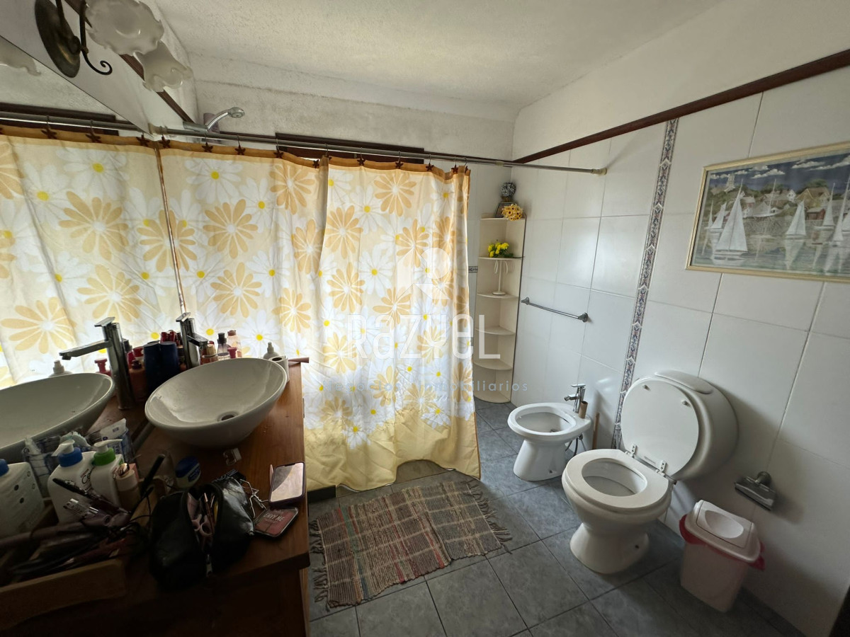 Casa ID.646 - Casa en AlquilerPunta del Este DISPONIBLE TEMPORADA 5 dormitorios Excelente Propiedad