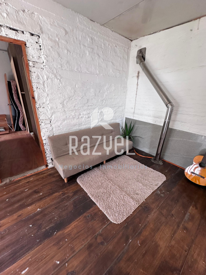 Casa ID.1236 - “Dos casas en un padrón , San Carlos .No apta banco”