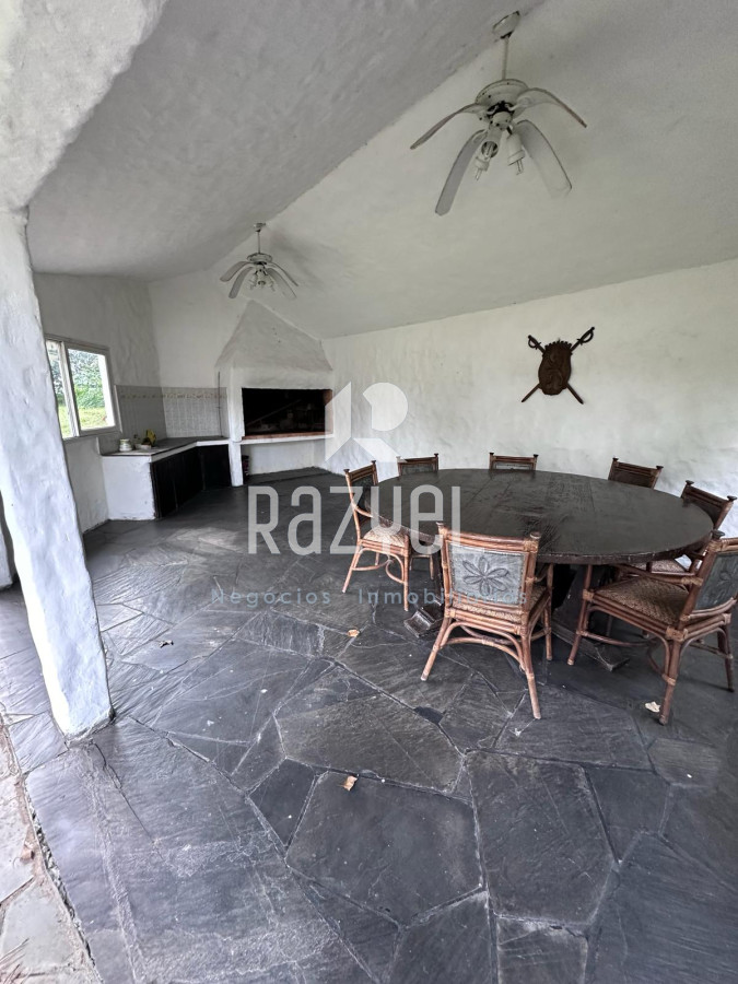 Casa ID.384 - Casa en Alquiler Anual y Venta