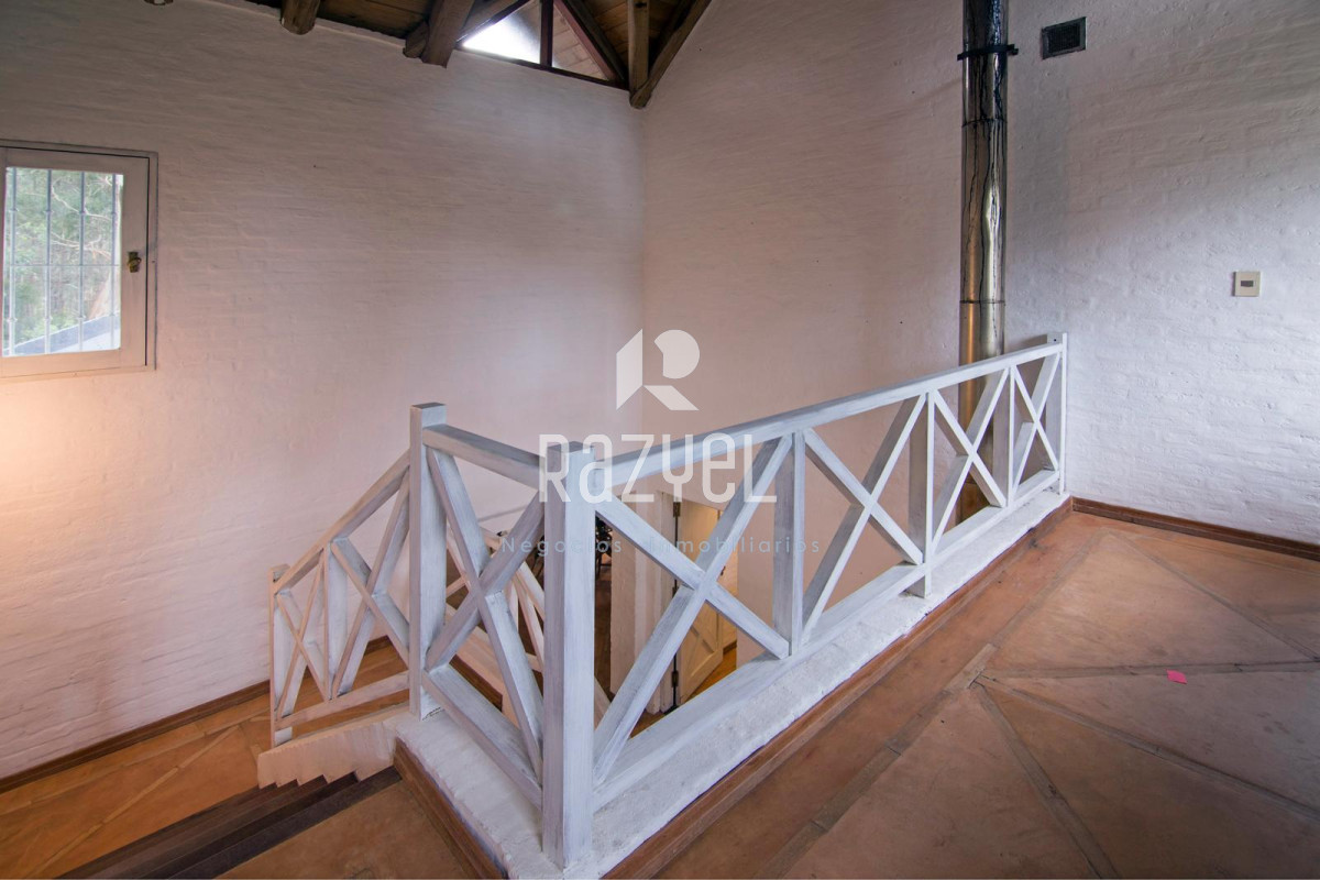 Casa ID.666 - Magnifica casa para vivir todo el anio y disfrutar de sus comodidades.