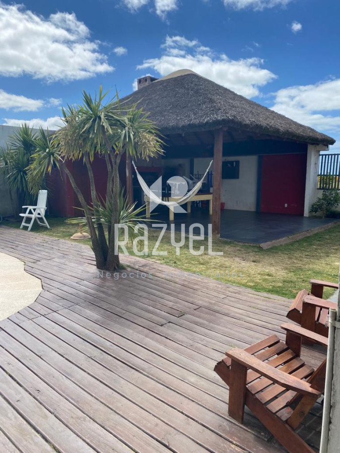 Casa ID.1030 - Alquiler anual casa en Balneario Buenos Aires