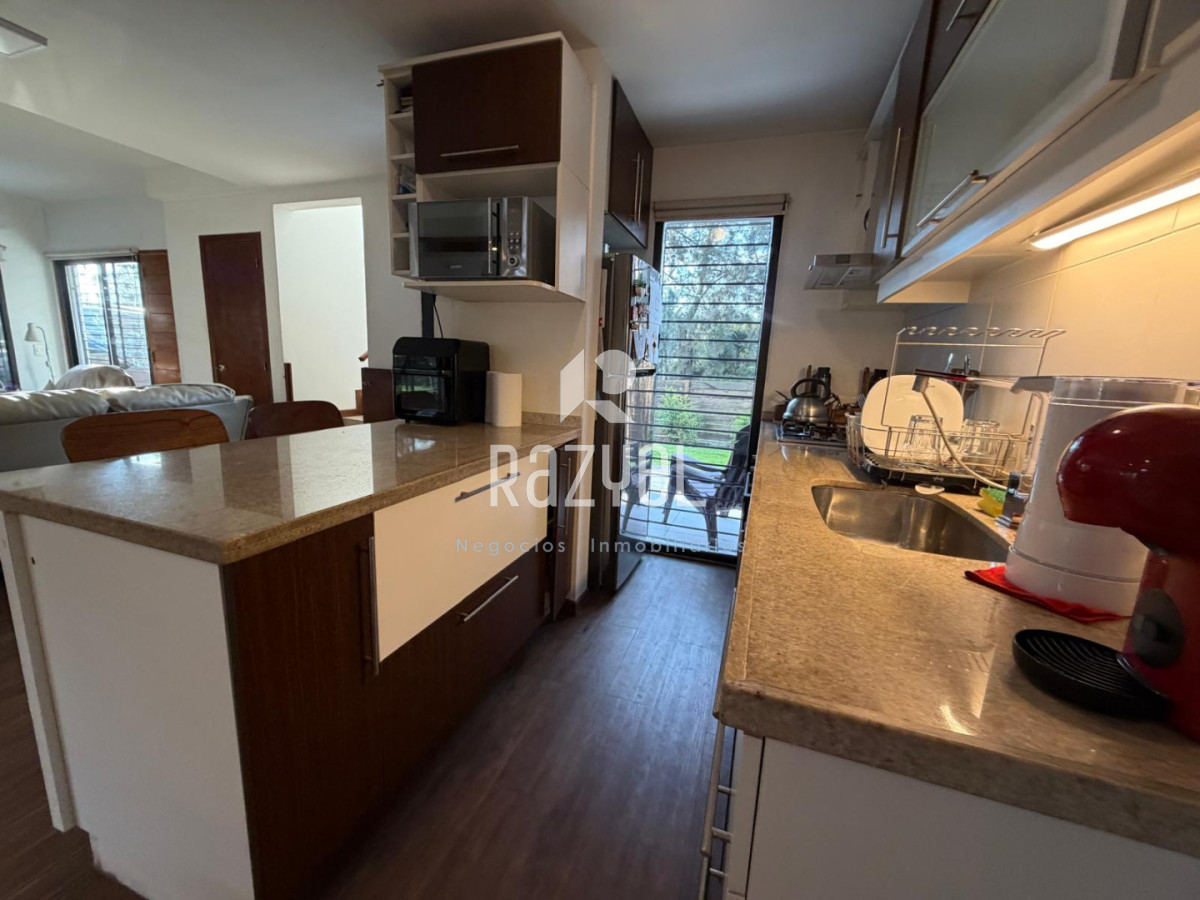 Casa ID.1287 - Casa en venta Pinares 4 dormitorios