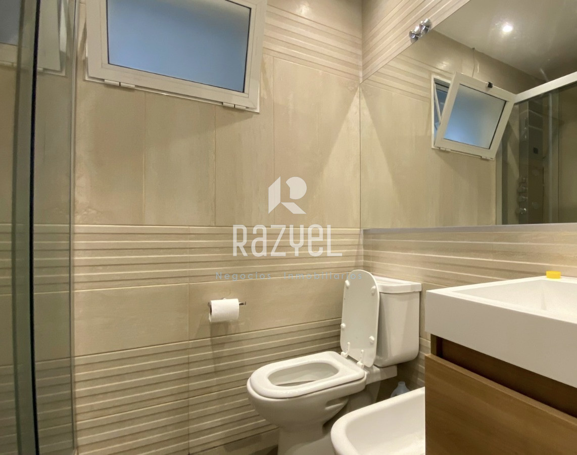 Casa ID.736 - Casa en Playa Mansa con 3 dorm + dep