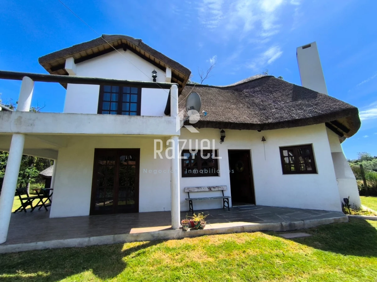 Casa ID.1153 - Casa en Venta. Pinares