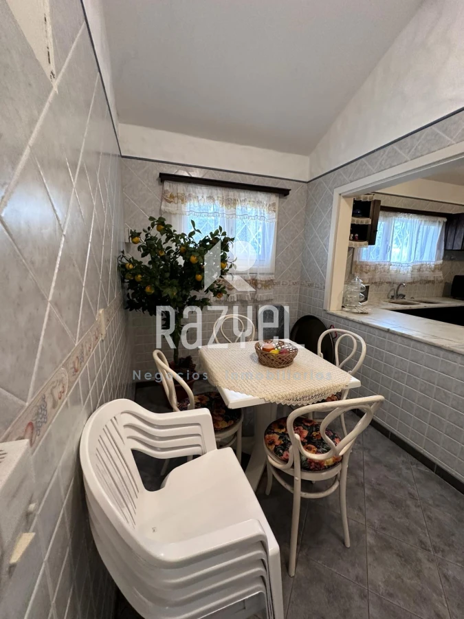 Casa ID.384 - Casa en Alquiler Anual y Venta