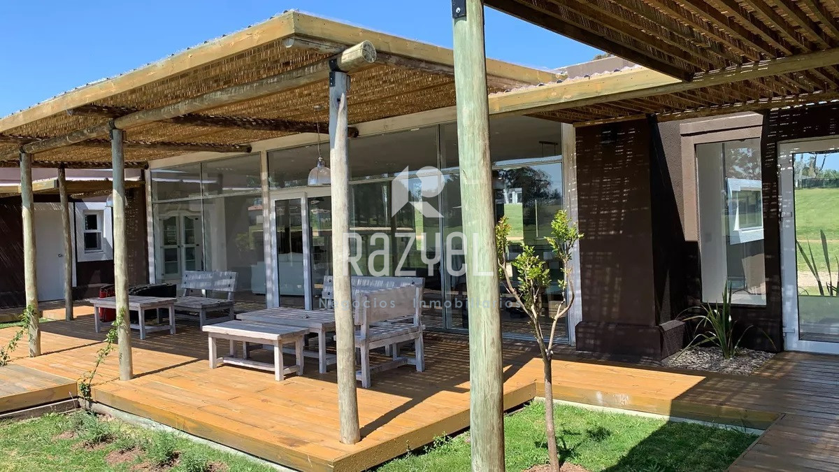 Casa ID.466 - Casa en alquiler y venta en El Quijote - La Barra