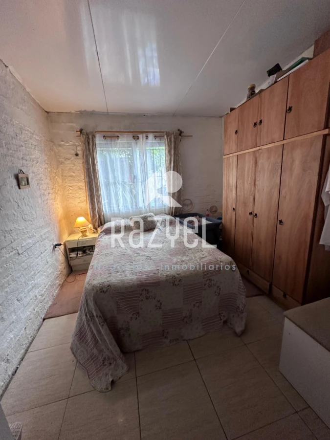 Casa ID.1236 - “Dos casas en un padrón , San Carlos .No apta banco”