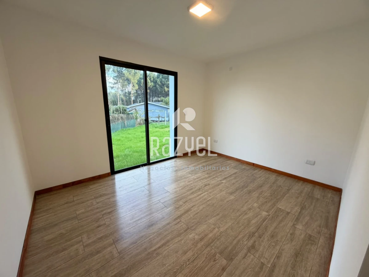 Casa ID.1289 - Casa en venta 3 dormitorios 2 baños Burnett