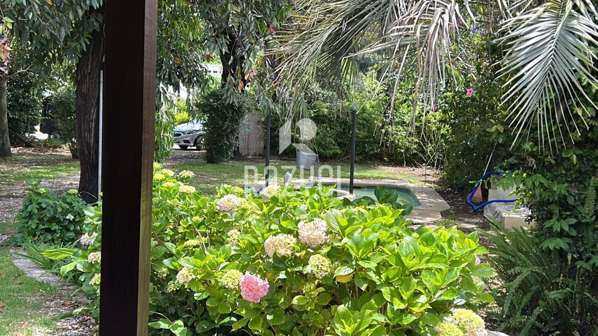 Casa ID.430 - HERMOSA CASA EN VENTA EN PINARES