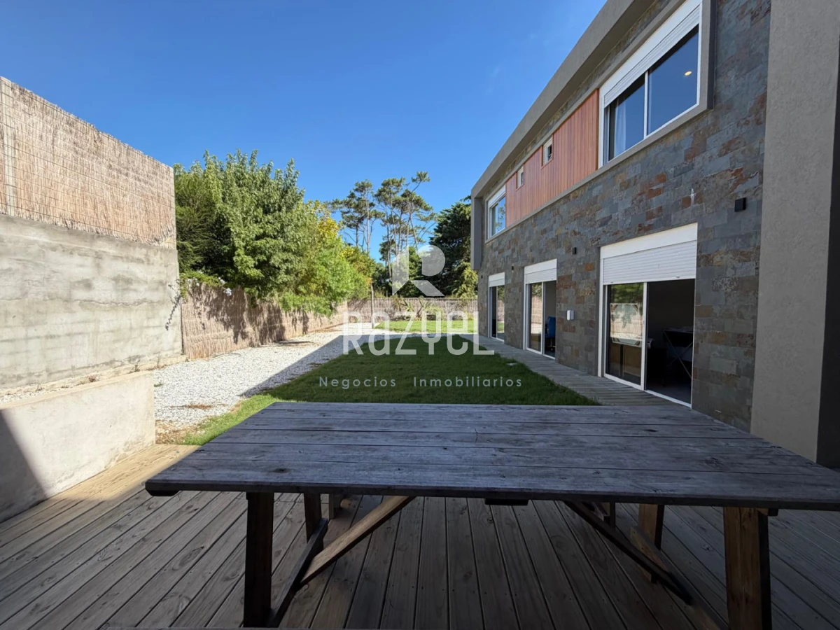 Casa ID.933 - Casa a Estrenar en P 27