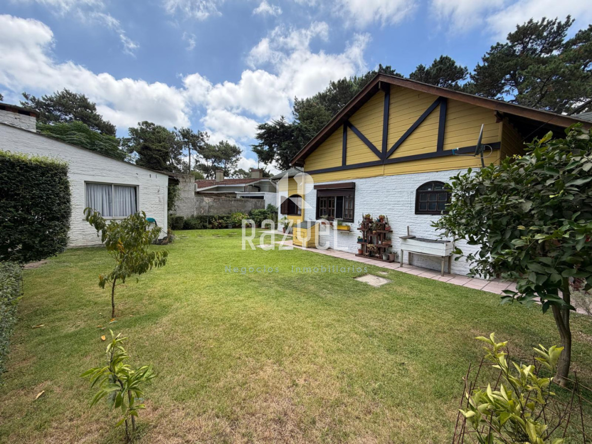 Casa ID.1259 - Hermosa casa en venta en Pinares - Punta del Este