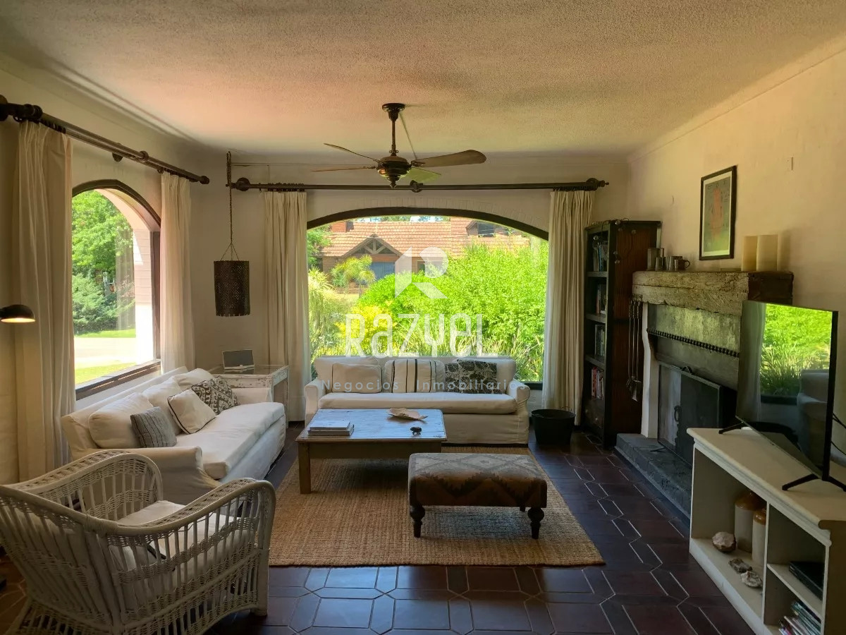 Casa ID.620 - Casa 4 dormitorios, 4 baños Beverly Hills